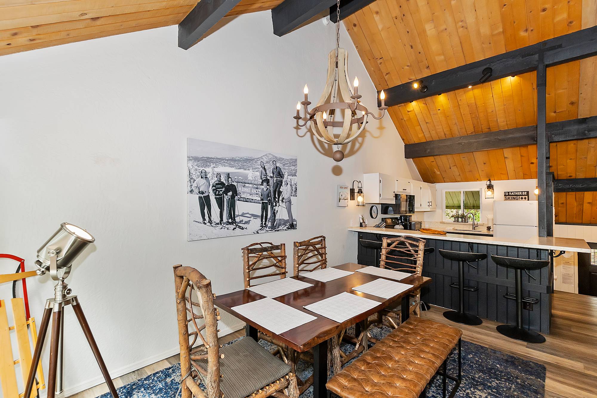 Big Bear Cabin - The Goggle Tan Condo - 15