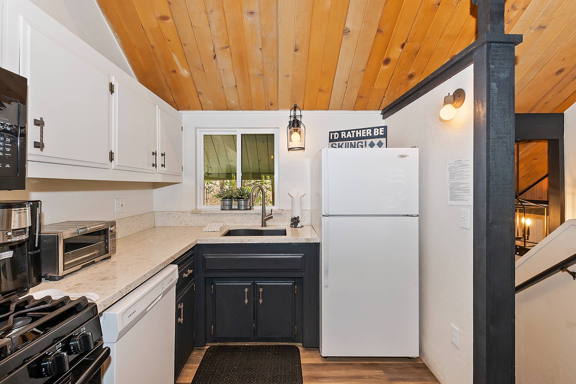 Big Bear Cabin - The Goggle Tan Condo - 18