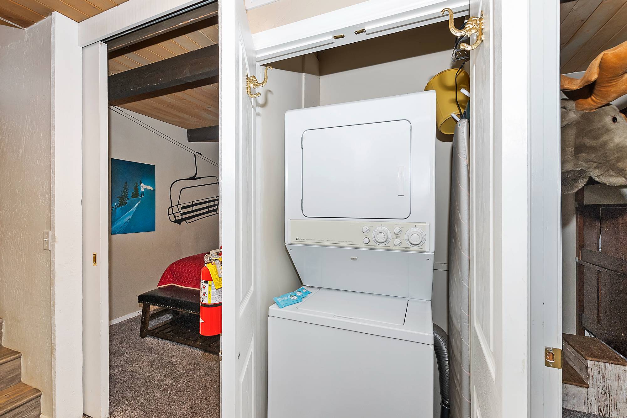 Big Bear Cabin - The Goggle Tan Condo - 29