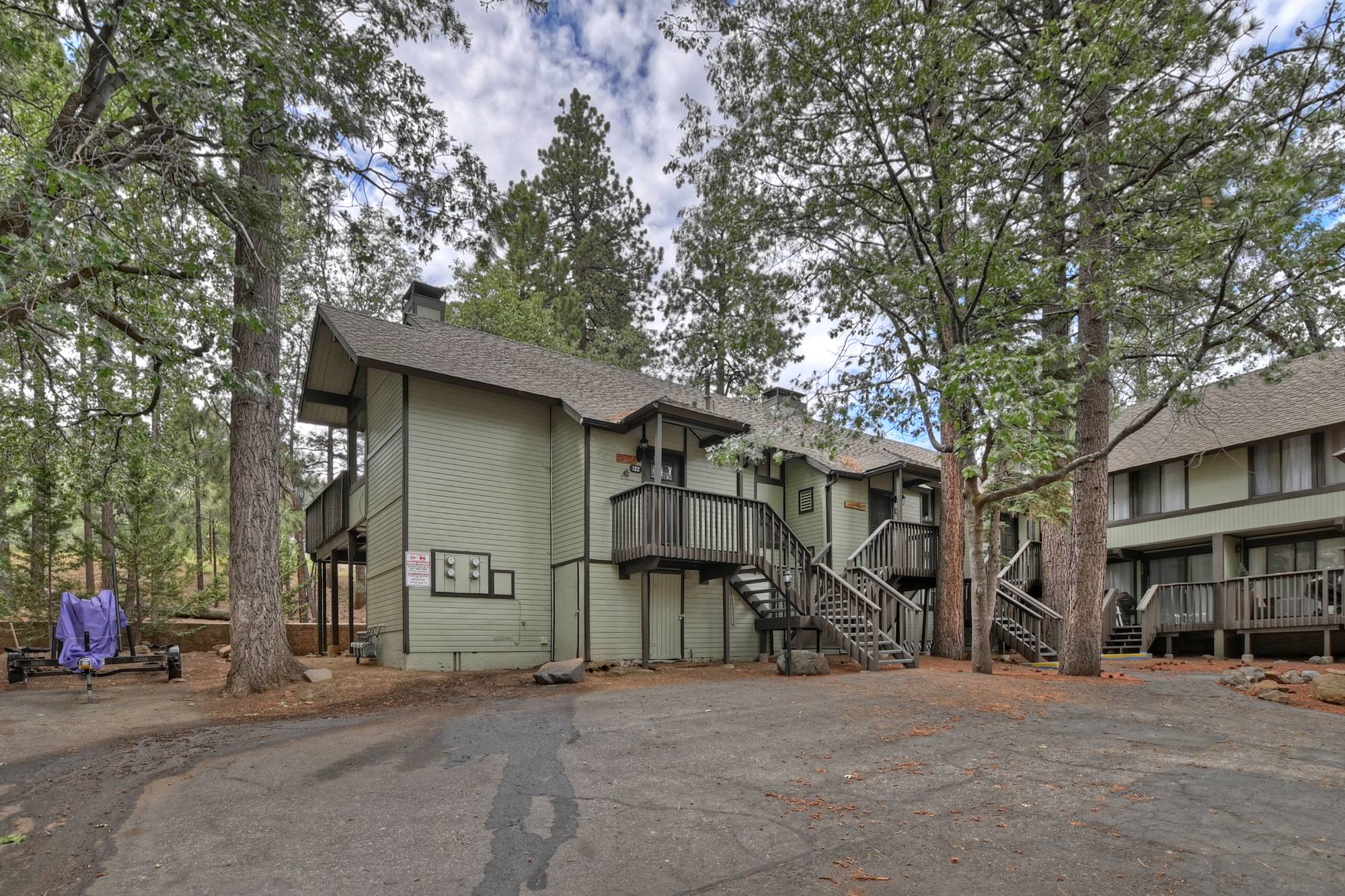 Big Bear Cabin - The Goggle Tan Condo - 30