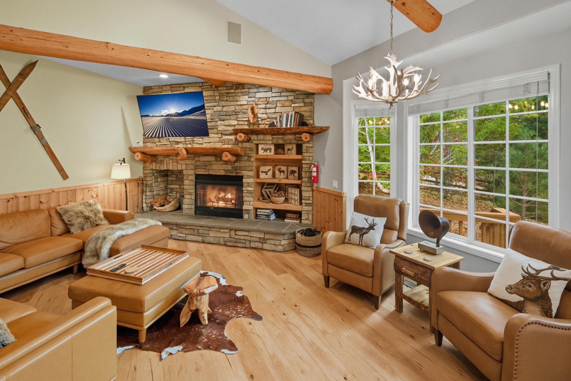 Big Bear Cabin - TheHiddenEstate - 0002