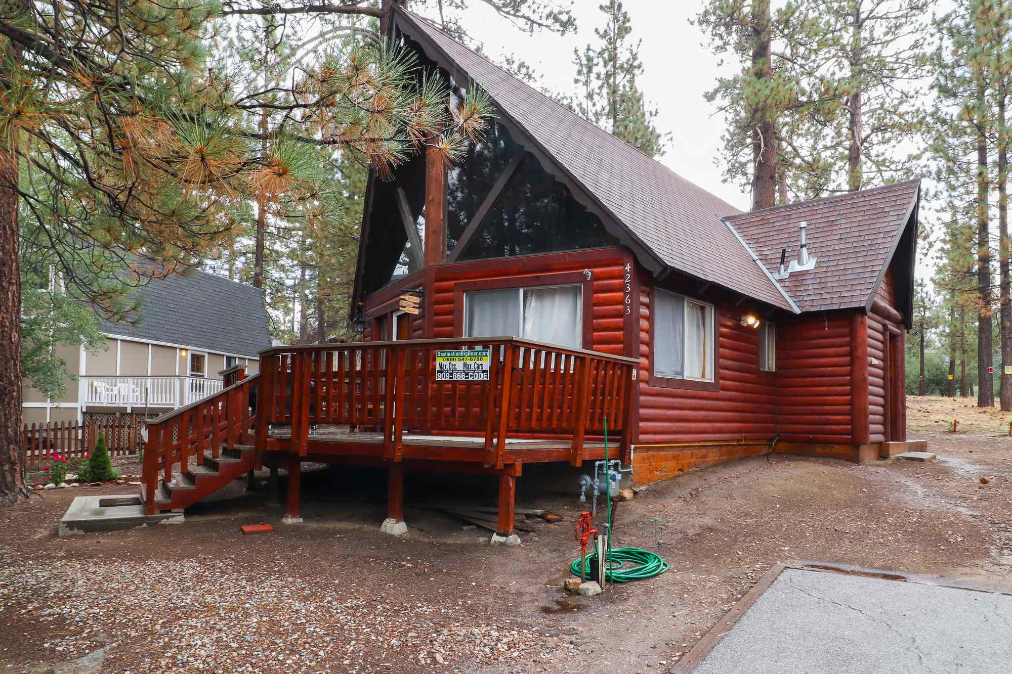 Big Bear Cabin - TheRusthyBear - 0001