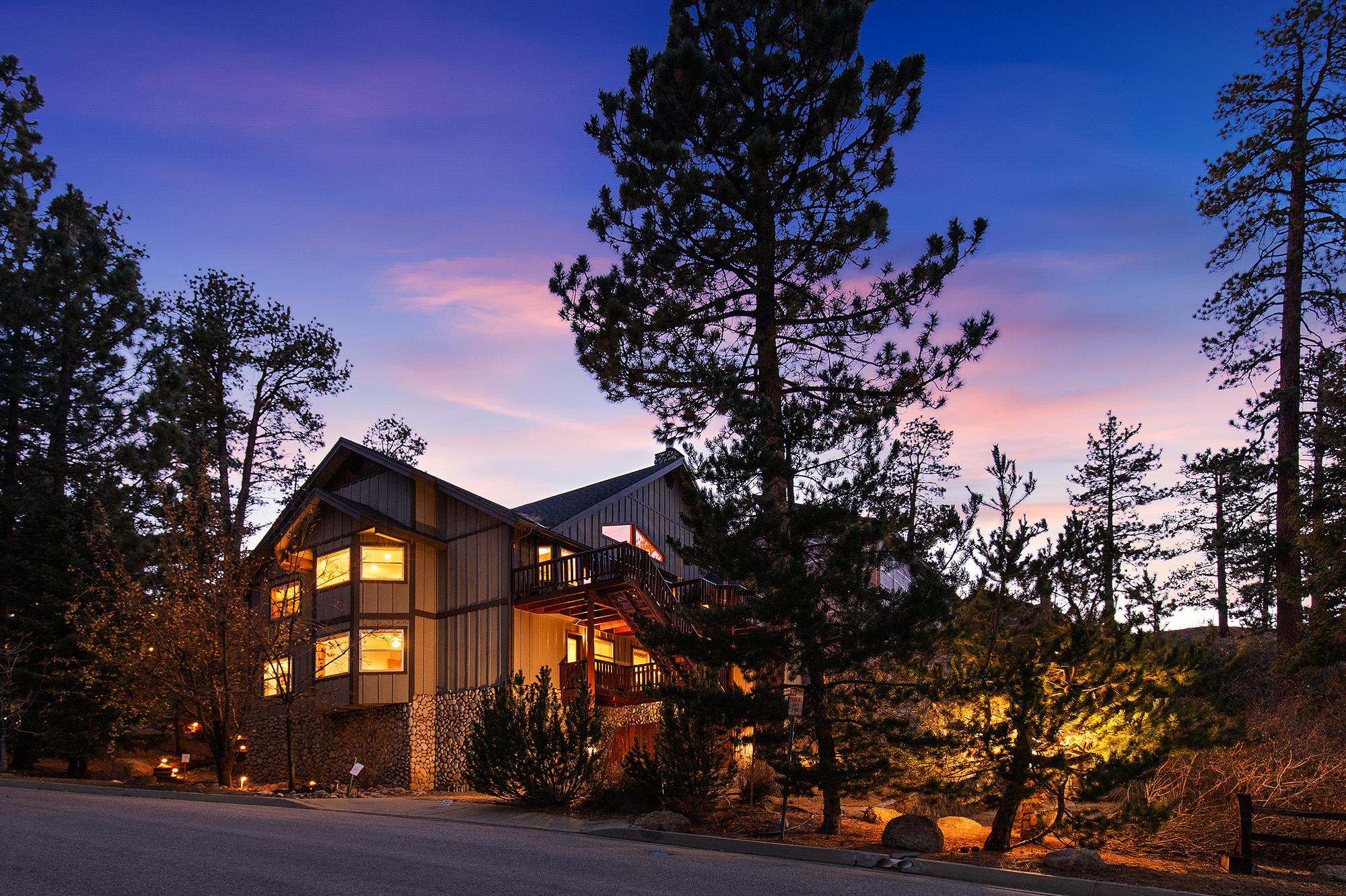 Big Bear Cabin - TreeTopHaven - 0001