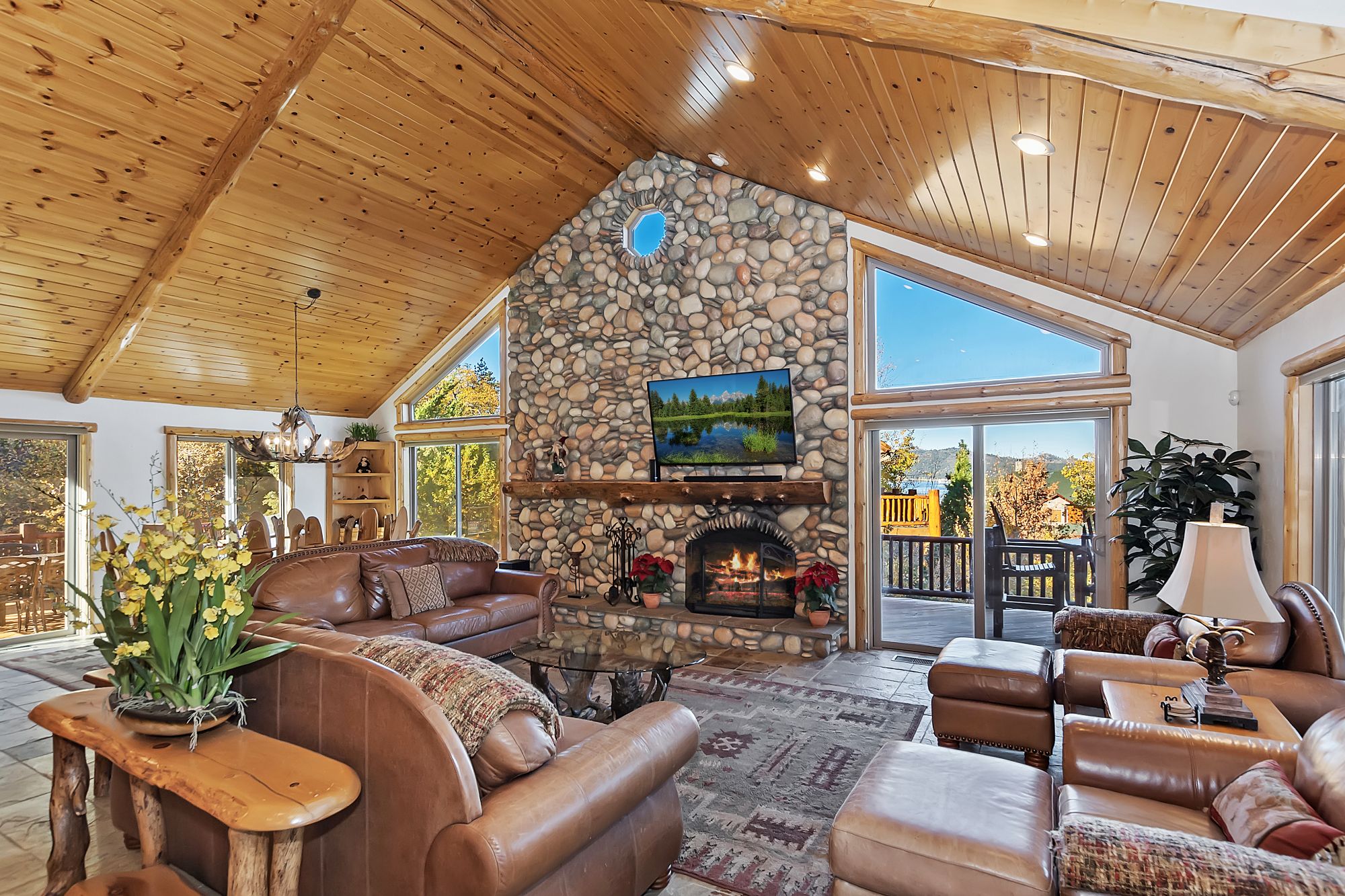 Big Bear Cabin - VistaRidgeRetreat - 0001