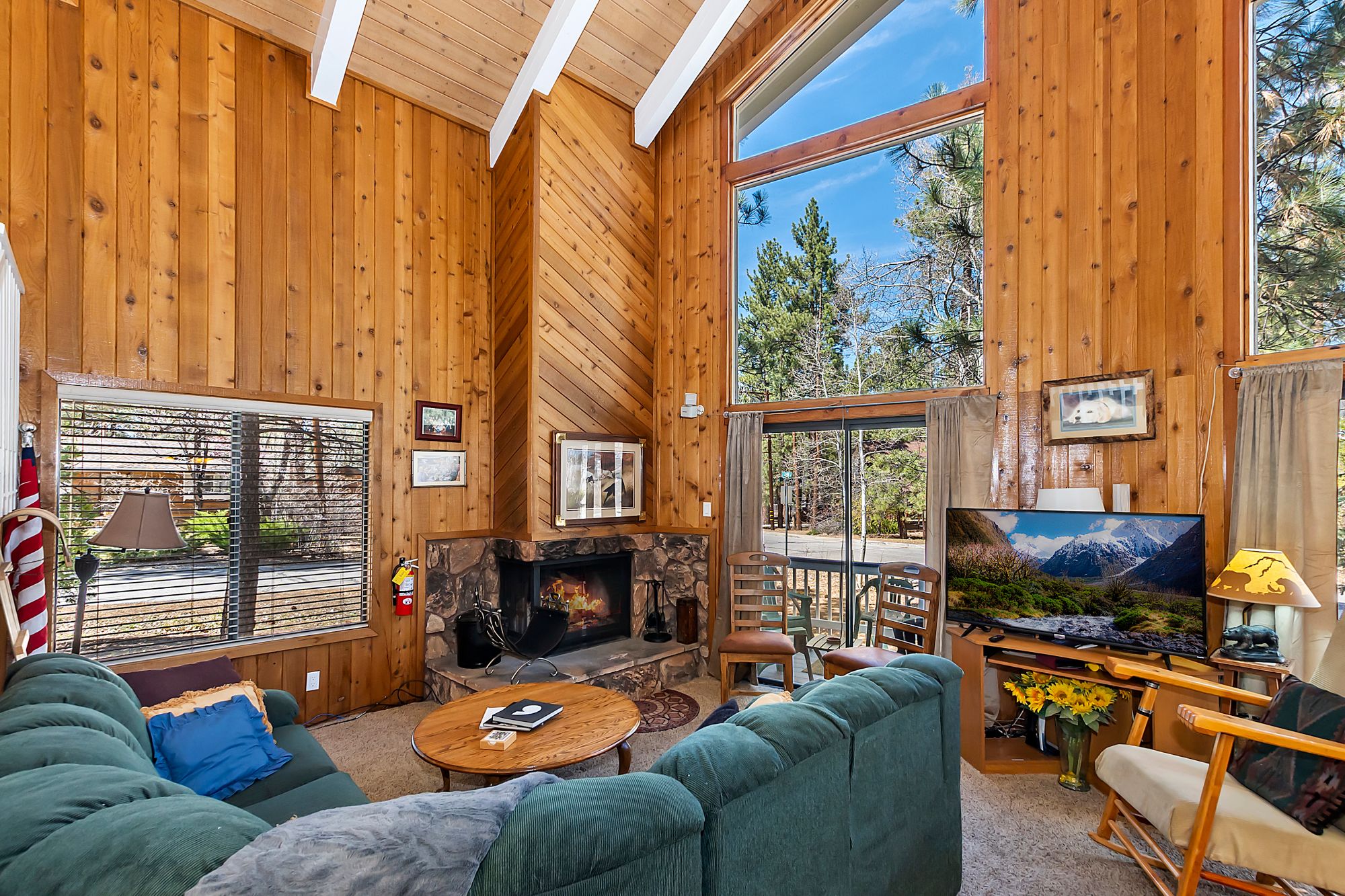 Big Bear Cabin - WhisperingCottage - 0001