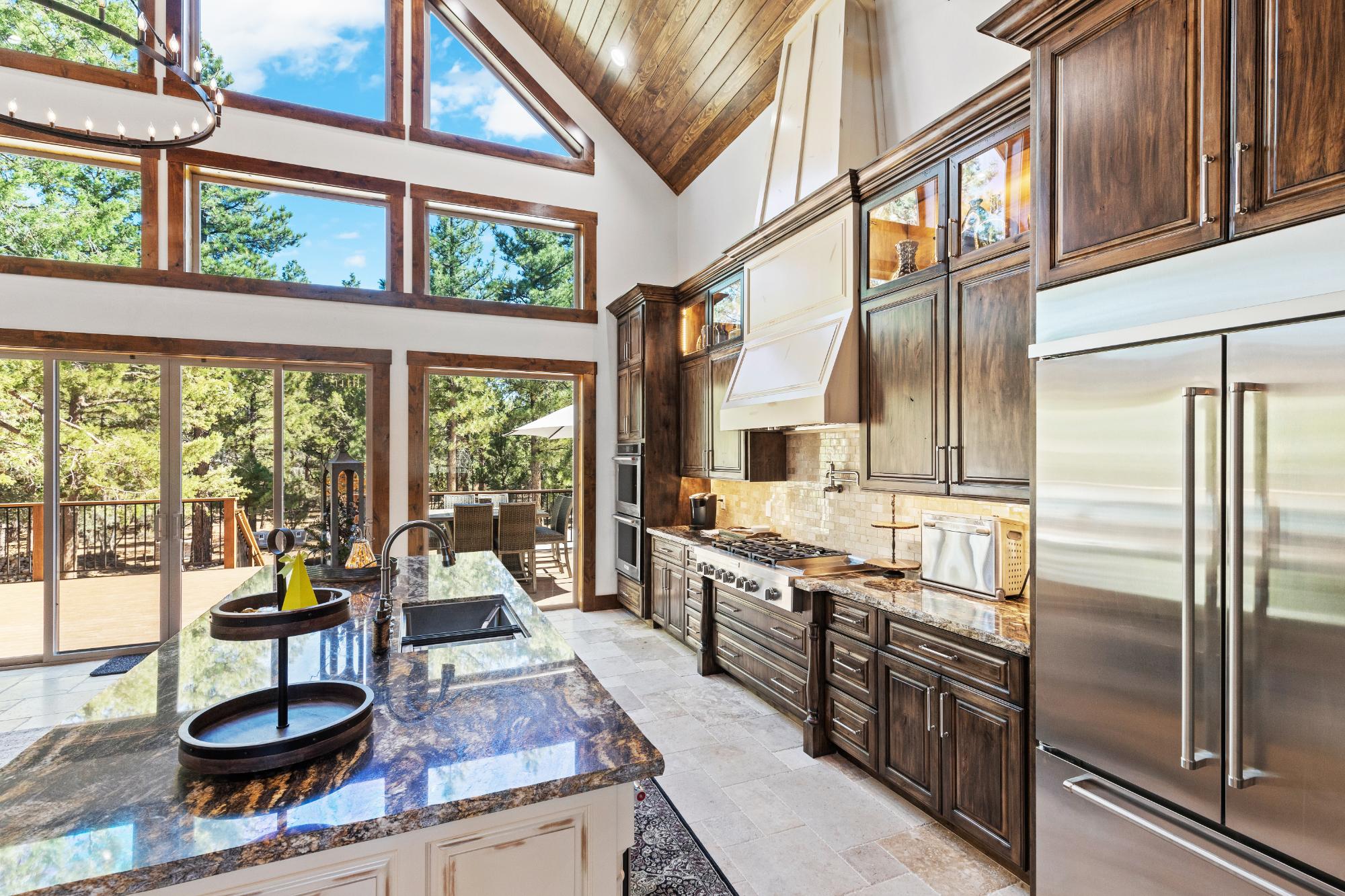 Big Bear Cabin - White Pine Lodge - 2