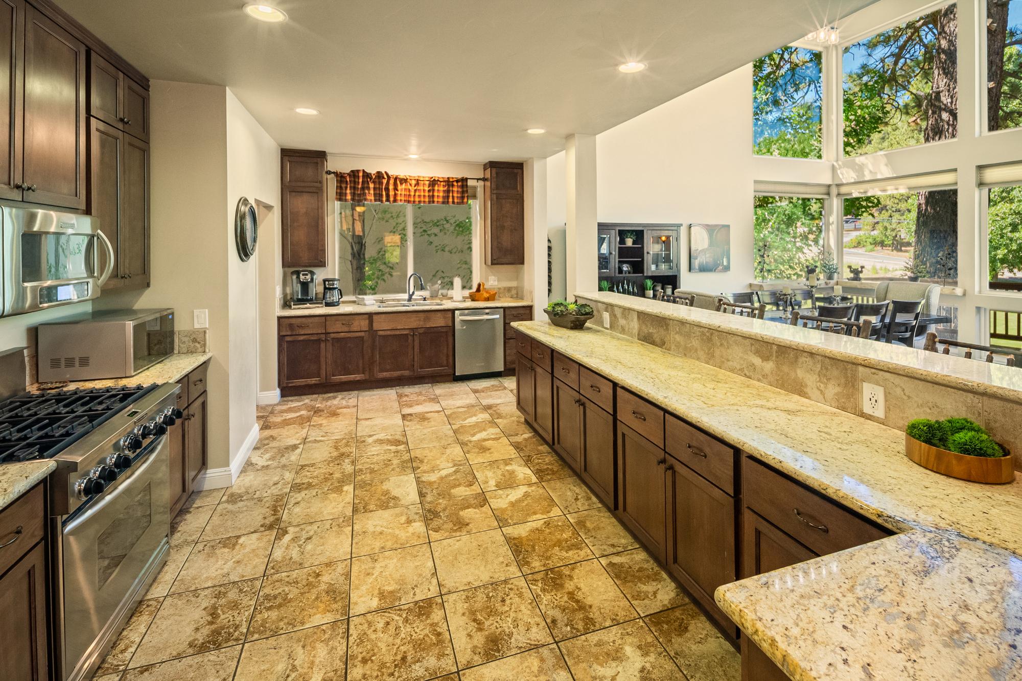 Big Bear Cabin - Wolf Creek Luxury Estate - 15